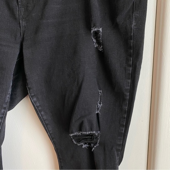 Old Navy Womens Pop Icon Skinny Mid-Rise Black Distressed Jeans Plus Size 24 - Picture 7 of 13